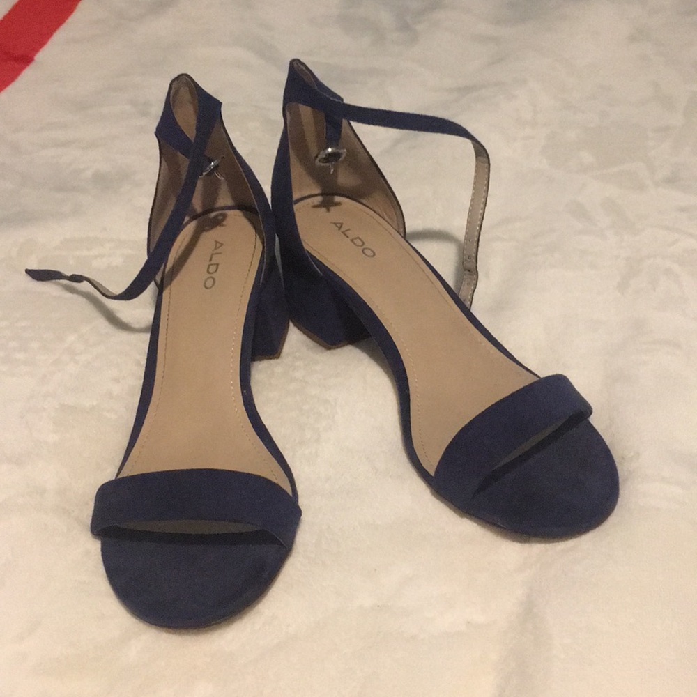 Aldo Sandals!